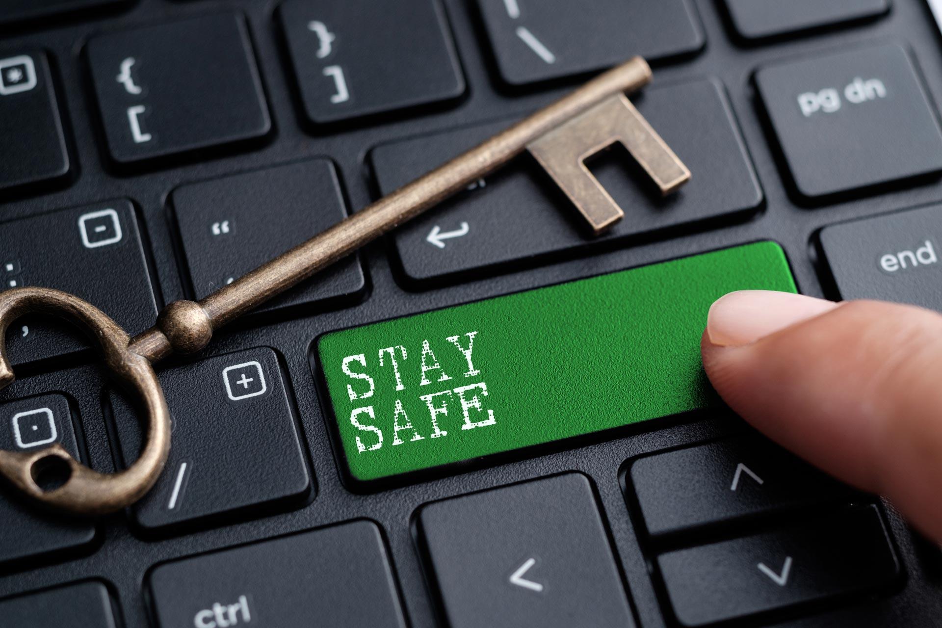 How to stay safe when playing online casino games - RaGEZONE